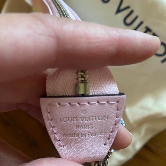 Louis Vuitton ESCALE MINI POCHETTE ACCESSOIRES - Picture 2 of 6